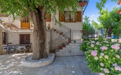 Apartment Stari Brist