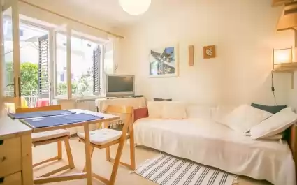 Ferienwohnung Prekalj Jelena mit 1 Schlafzimmer und Terrasse