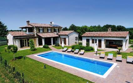 Villa Stancija Martina with Private Pool and Landscaped Garden