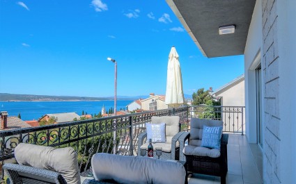 Apartment Queens III with Sea View - Selce 