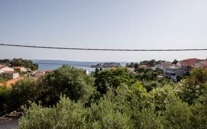 Mladenka / One-Bedroom Apartment No.2 with Sea View