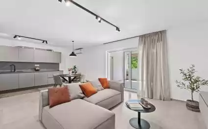 Renovierte Ferienwohnung Poli Nona mit 2 Schlafzimmern