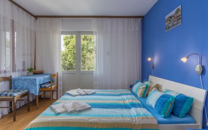 Studio Apartman Sauko Plavi sa balkonom