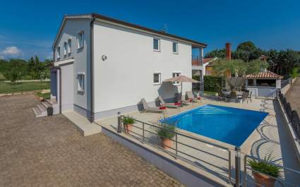 Apartment Emanuela I - Silver Holiday House