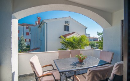 Apartment Dino II mit 3 Schlafzimmern und Balkon