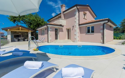 Villa Contessa s bazenom, lijepim vrtom i vanjskim kaminom