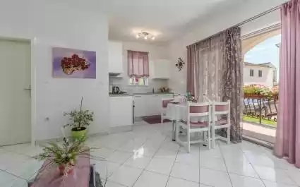 Idealno za parove - Apartman Ernesta