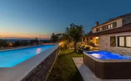 Villa Ana Rita con jacuzzi e piscina riscaldata