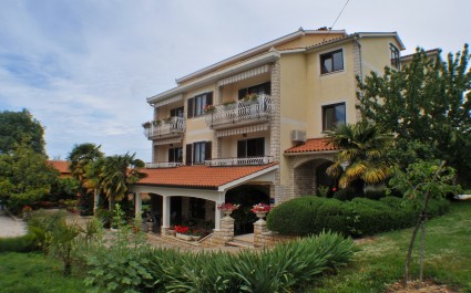 Apartment Liliana 2, Vabriga