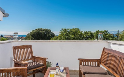 Apartment Ana with Roof Terrace - Sea View