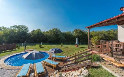 Holiday House Jelovci No.6 with private pool ( Holiday Park Jelovci )